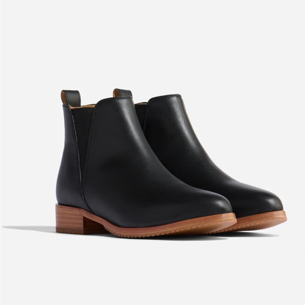 Anthropologie Nisolo everyday Chelsea boots